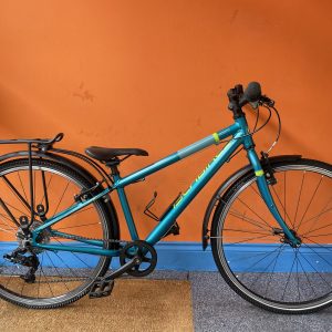 Islabikes beinn 26 Teal kids bike with accessories