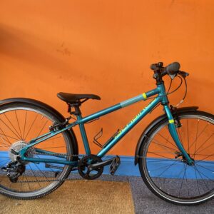 Islabikes beinn 24 in Teal kids bike Mudguards  Stand Bottle cage bell Excellent Condition &Full Service
