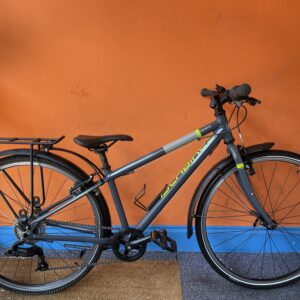 Islabikes beinn 26 in Charcoal grey kids bike Mudguards  Pannier rack Stand Bottle cage bell Full Service
