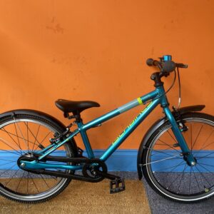 Islabikes cnoc 20 Teal kids bike Fully Serviced Mudguards